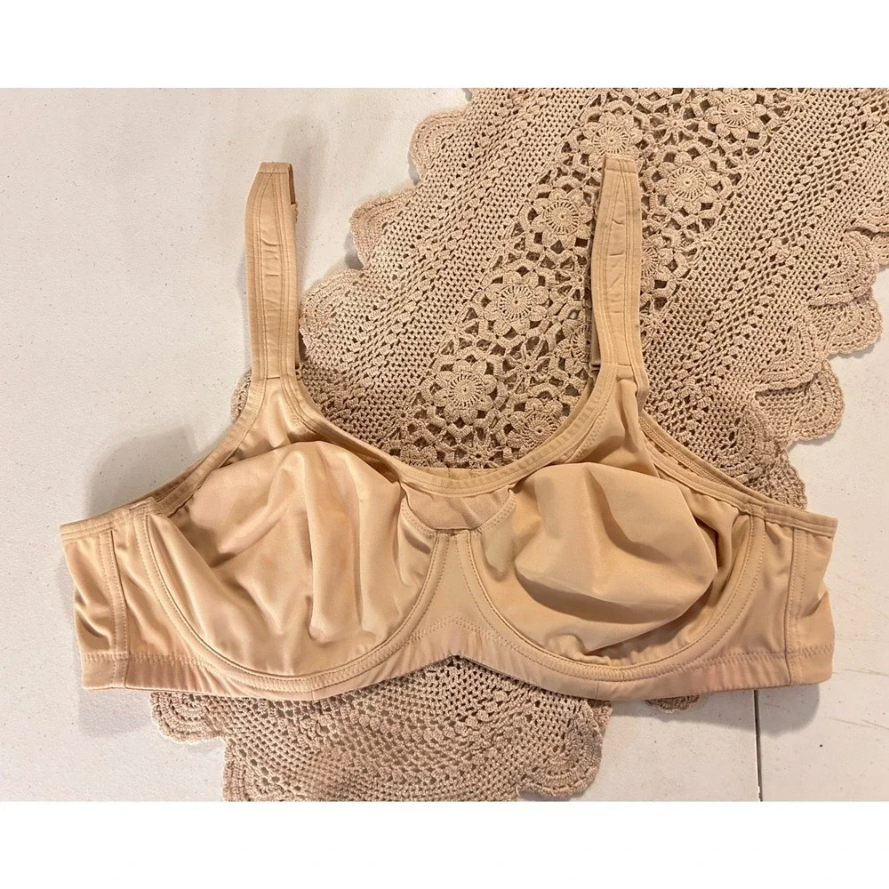 Beige Underwire Unlined Bra 42C Nude Adjustable Straps Hook Eye Closure‎